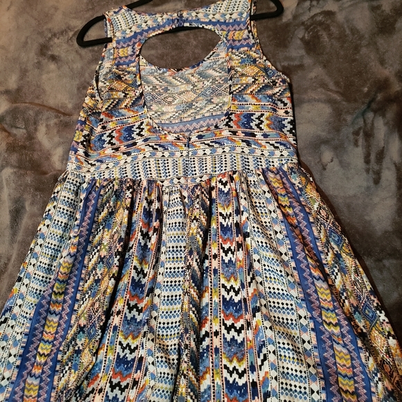 Romper - Picture 2 of 2